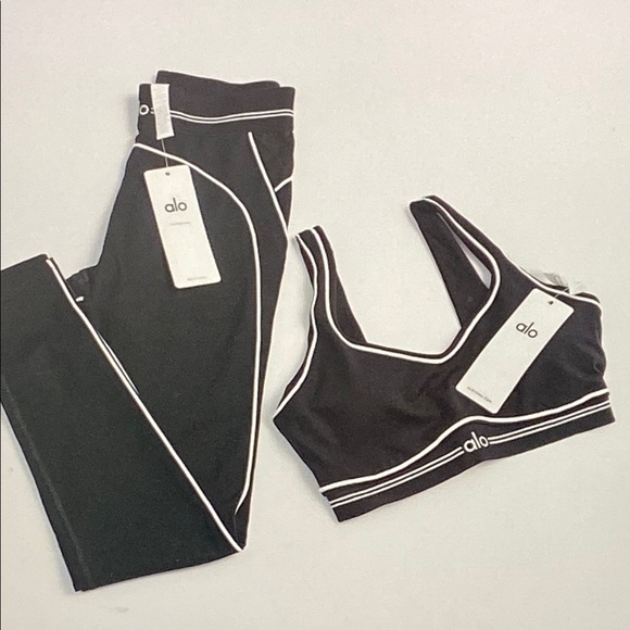 ALO Yoga Pants - ALO Yoga Black Leggings with White Trim